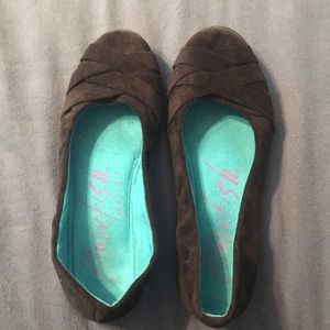 Blowfish flats black suede